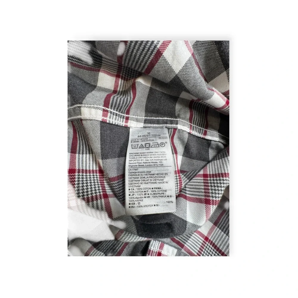 Banana Republic 's Camden‎ Fit Shirt - Red, White, and Black Long Sleeve Size M